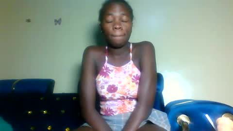 cutieplush online show from May 6, 9:08 pm