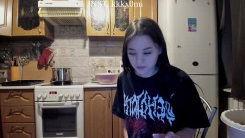 Snapshot of cutiekitty_cb chatting on December 24, 1:17 pm cutiekitty_cb online show from December 24, 1:17 pm