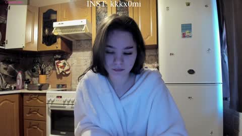 Snapshot of cutiekitty_cb chatting on December 16, 9:03 am cutiekitty_cb online show from December 16, 9:03 am