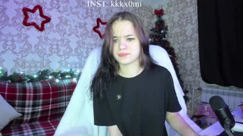 Snapshot of cutiekitty_cb chatting on January 4, 9:21 am cutiekitty_cb online show from January 4, 9:21 am