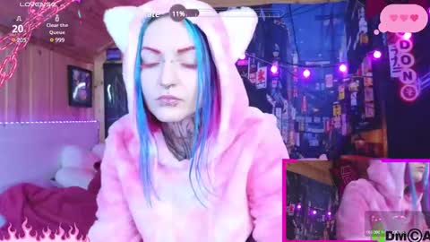 Snapshot of cybernekko chatting on December 28, 4:19 am Neko online show from December 28, 4:19 am