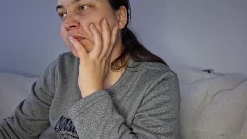 Cyndee Winter online show from October 25, 2:35 pm