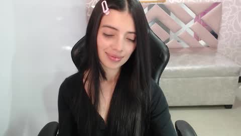 CINTIA ARAUJO online show from November 11, 3:02 am