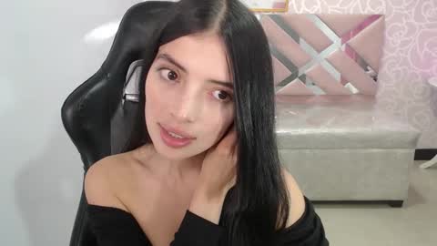 Snapshot of cynthia_ch chatting on October 18, 4:48 am CINTIA ARAUJO online show from October 18, 4:48 am