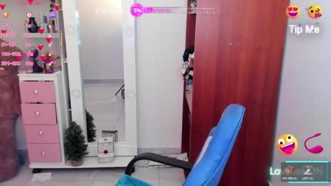 Cynthia online show from May 23, 1:42 pm