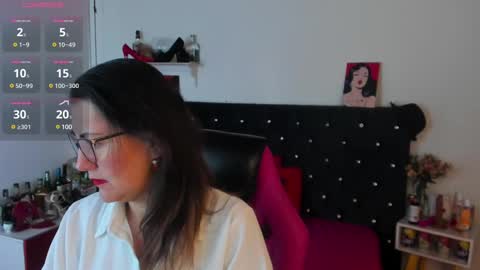 Mia  online show from March 8, 11:24 am