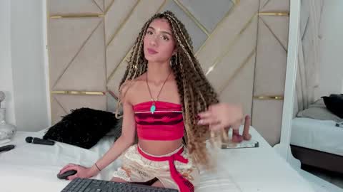 Snapshot of daddysgirrl1_ chatting on January 30, 5:41 am Bethany online show from January 30, 5:41 am
