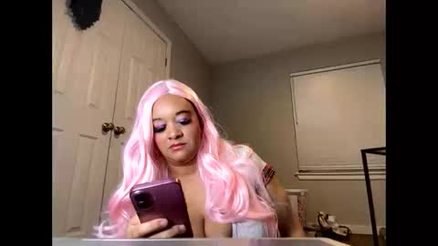 daddysgoodgirl3333703989 online show from August 22, 12:53 pm