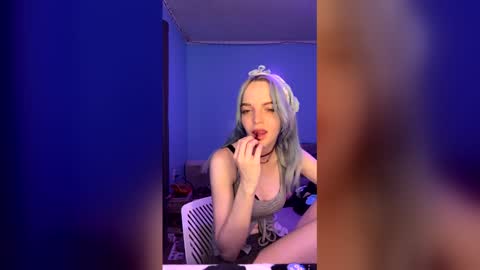 dadwouldbeproud1 online show from March 7, 4:52 am