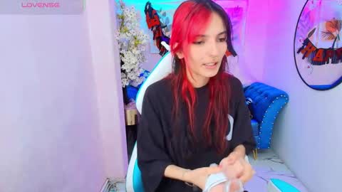 dafne huges online show from November 2, 12:41 pm