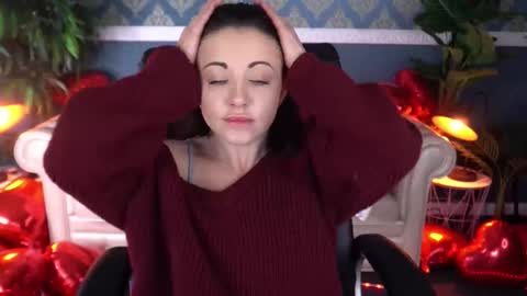 Dafni Mon online show from February 15, 1:32 pm