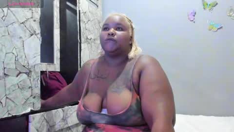 Snapshot of dahianajoss chatting on January 27, 6:52 pm Ebony Sex Dahian online show from January 27, 6:52 pm