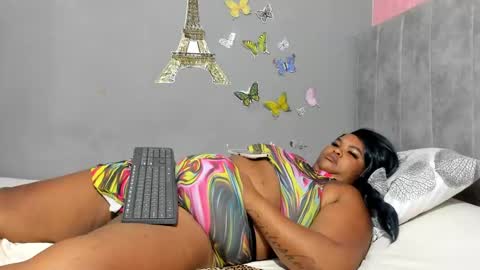 Snapshot of dahianajoss chatting on February 17, 1:22 pm Ebony Sex Dahian online show from February 17, 1:22 pm