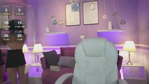 Dahlia Grey online show from October 24, 11:39 am