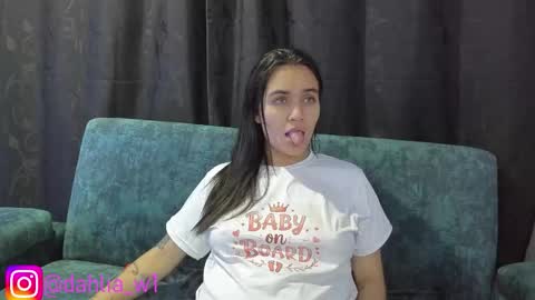 Snapshot of daila_ chatting on September 12, 2:23 am daila_ online show from September 12, 2:23 am
