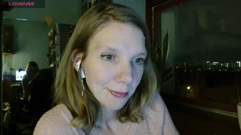 daisy_lovely online show from March 21, 5:18 pm