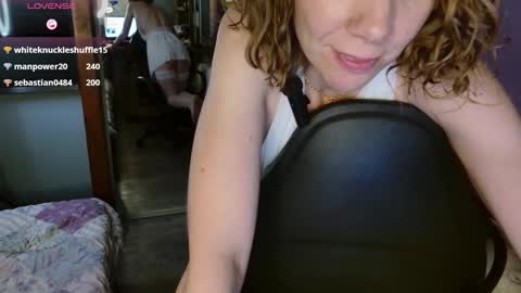 daisy_lovely online show from November 19, 6:13 am
