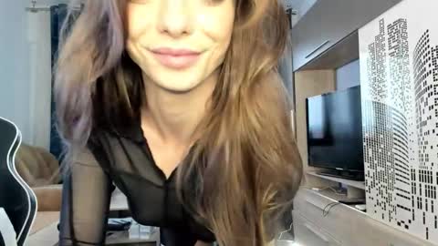 Snapshot of daisysland chatting on September 22, 10:46 am Beatrice online show from September 22, 10:46 am