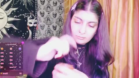 Snapshot of dak_7 chatting on January 14, 6:34 am -- -- help me reach 100 hands up online show from January 14, 6:34 am