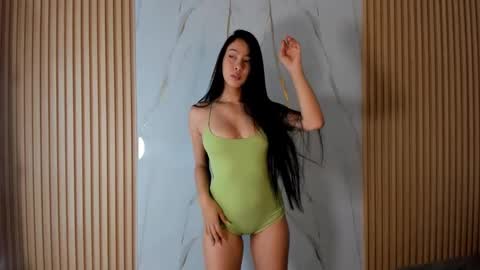 Snapshot of dakota_candy chatting on September 17, 2:37 pm Daniela online show from September 17, 2:37 pm