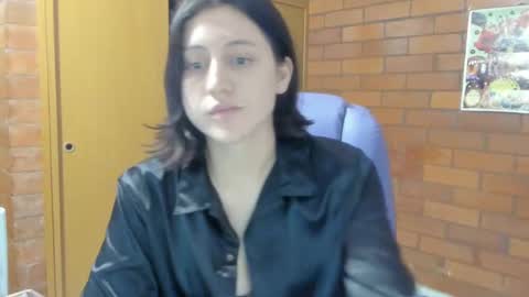 The girl of your dreams o online show from March 10, 10:55 pm