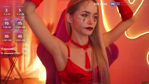 dakotaajohnnson online show from October 30, 12:17 pm