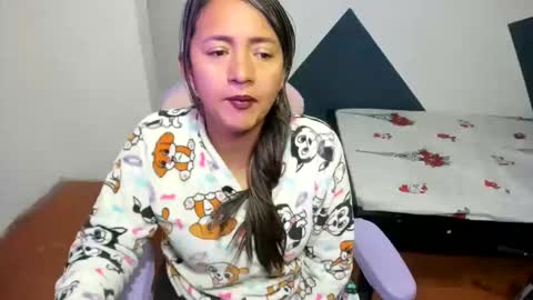 daleska_delicious1 online show from October 31, 12:01 am