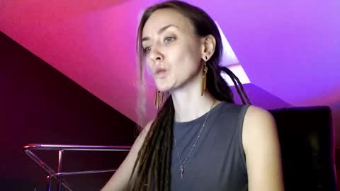 Snapshot of dalia_peach chatting on January 5, 10:10 am Dalia online show from January 5, 10:10 am