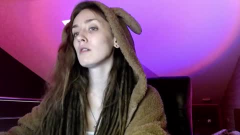 Snapshot of dalia_peach chatting on January 16, 10:10 am Dalia online show from January 16, 10:10 am