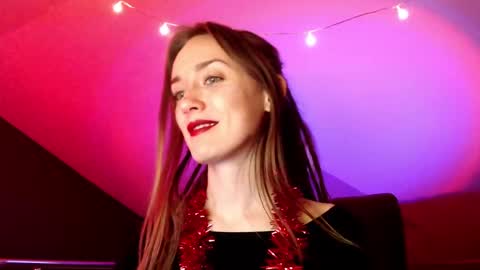 Snapshot of dalia_peach chatting on December 17, 10:23 am Dalia online show from December 17, 10:23 am