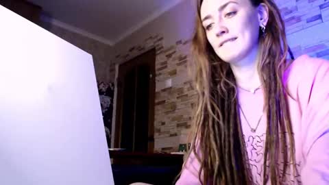 Snapshot of dalia_peach chatting on October 10, 9:47 am Dalia online show from October 10, 9:47 am