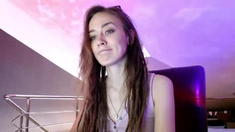 Snapshot of dalia_peach chatting on February 10, 10:20 am Dalia online show from February 10, 10:20 am