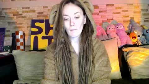 Snapshot of dalia_peach chatting on October 12, 10:06 am Dalia online show from October 12, 10:06 am