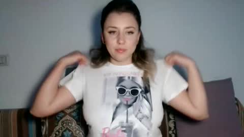 Maria online show from June 7, 8:48 pm