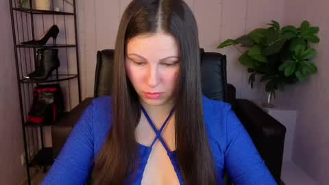 Dana Dom online show from April 19, 2:00 am