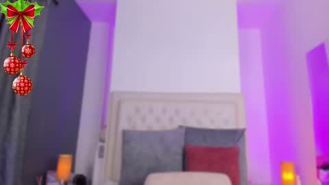 Snapshot of dana_haze chatting on December 14, 5:18 am Dana online show from December 14, 5:18 am