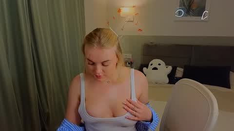 Dana online show from November 6, 6:25 pm