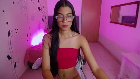 Snapshot of dana_paula chatting on January 15, 11:43 am dana_paula online show from January 15, 11:43 am
