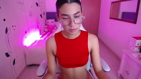 Snapshot of dana_paula chatting on February 27, 11:41 am dana_paula online show from February 27, 11:41 am