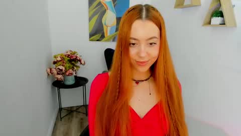Camilla online show from May 10, 8:00 pm