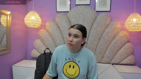 Daniela online show from December 3, 10:37 am