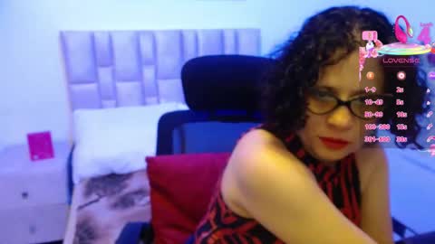Snapshot of daneshka_naughty chatting on November 2, 2:26 am DANESHKA online show from November 2, 2:26 am