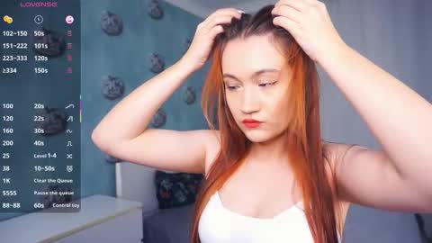 Astrid online show from December 15, 7:08 pm