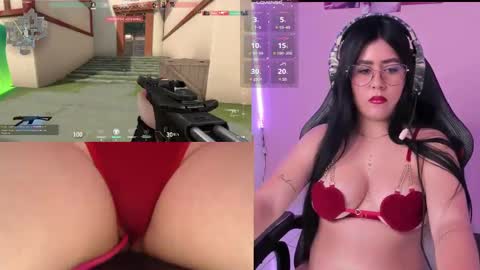 Snapshot of danielamendez__ chatting on February 24, 2:25 pm Dani online show from February 24, 2:25 pm