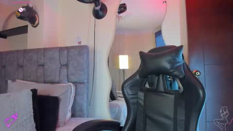 danielasexya online show from January 7, 3:21 am