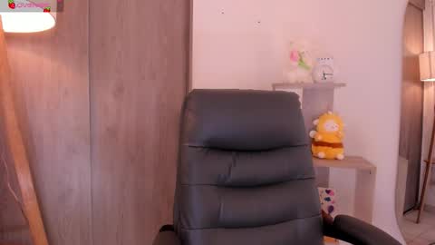 Danielle Rose online show from November 13, 11:48 pm