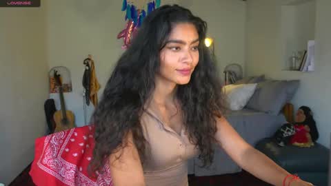 danalle .. online show from September 30, 9:08 pm