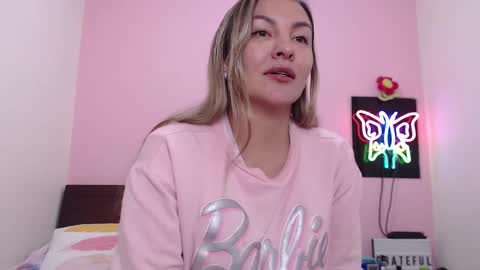 K A R O L online show from December 19, 3:18 am