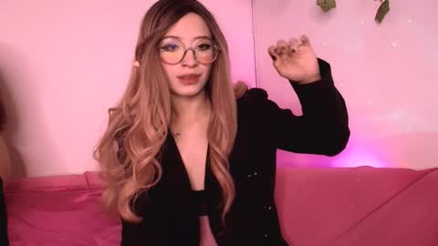 Snapshot of danita_veelz chatting on February 6, 4:53 am danita_veelz online show from February 6, 4:53 am