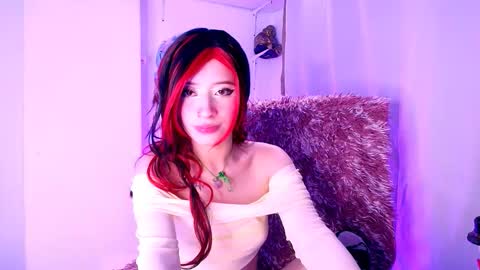 Snapshot of danita_veelz chatting on October 22, 4:17 am danita_veelz online show from October 22, 4:17 am